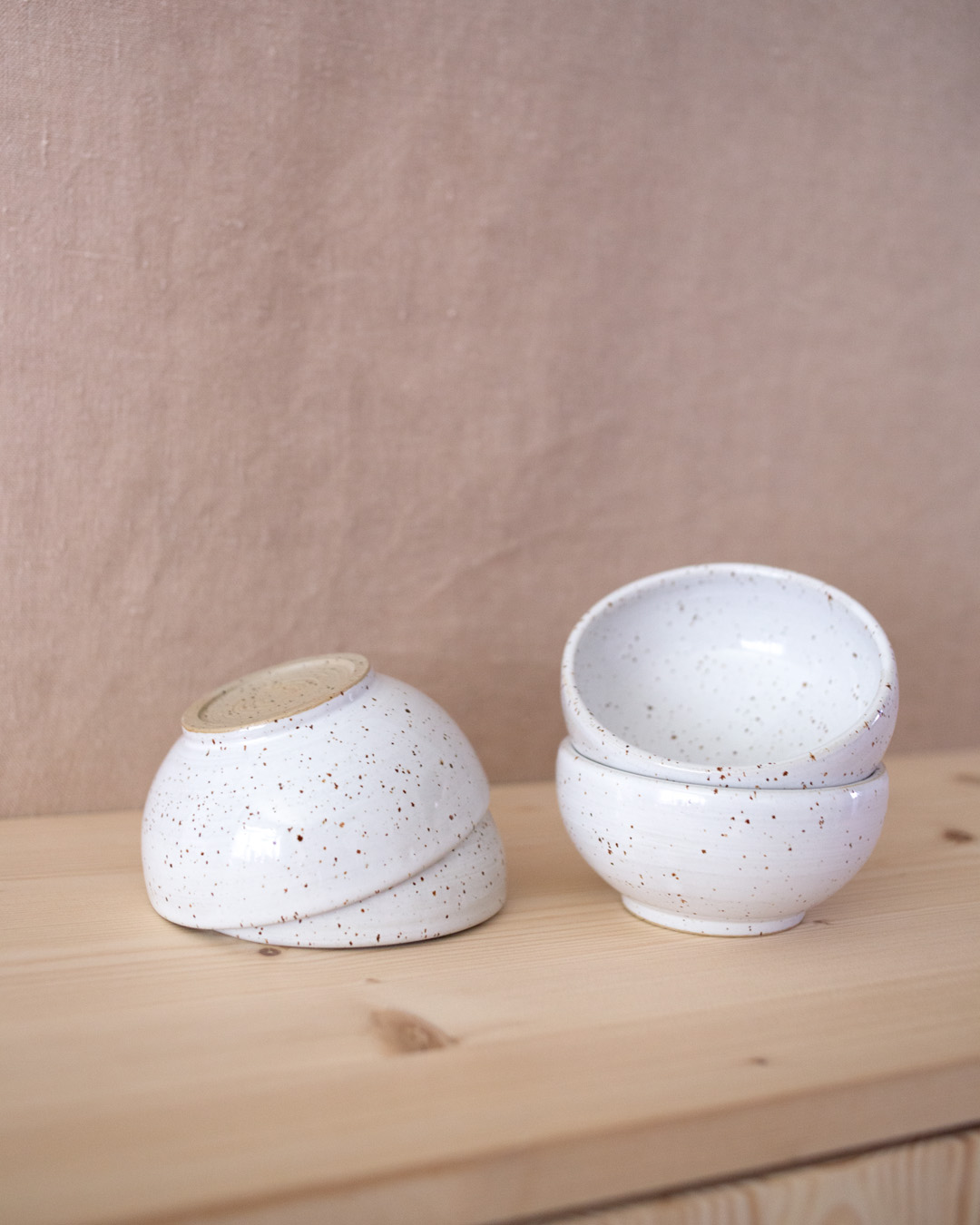 Small bowl – Snäckskal by Emelie Zetterberg