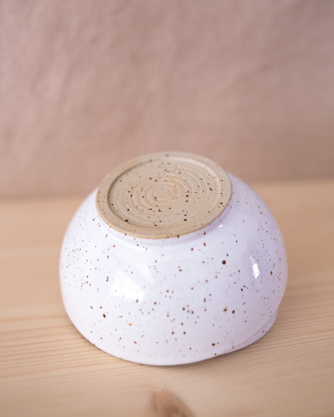 Small bowl – Snäckskal by Emelie Zetterberg